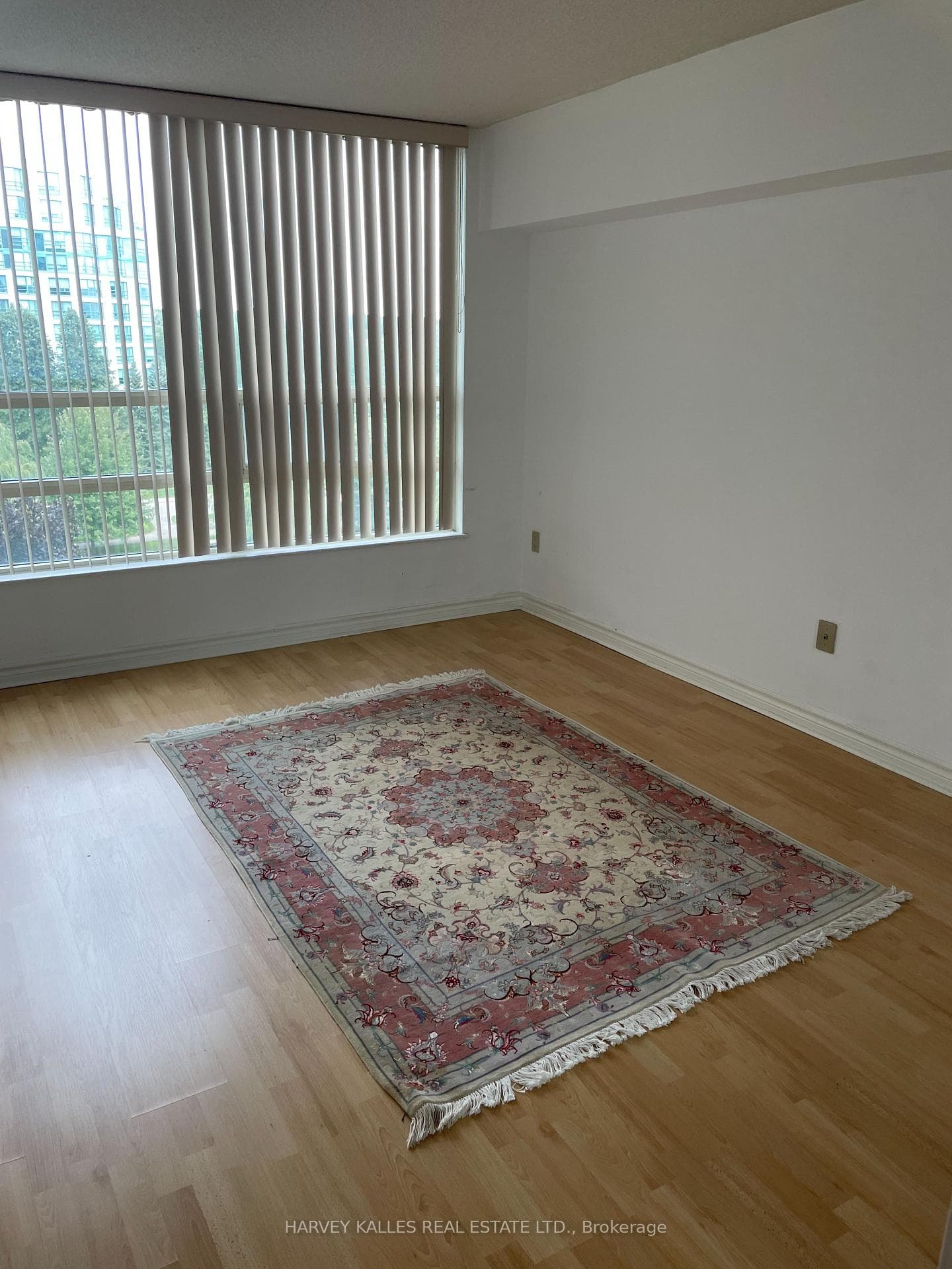 7805 Bayview Avenue Unit 709 photo 22