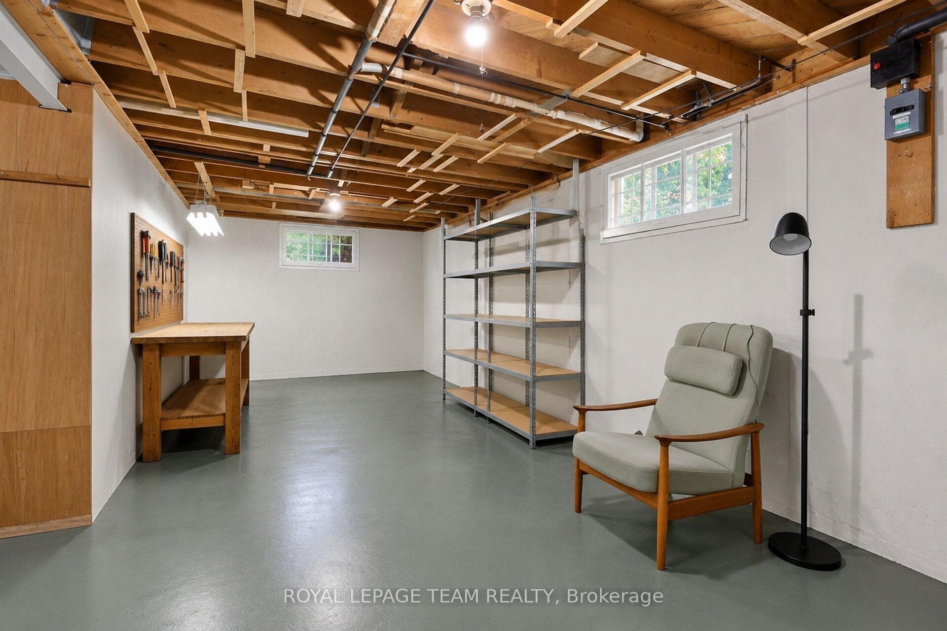1768 Laxton Crescent photo 25
