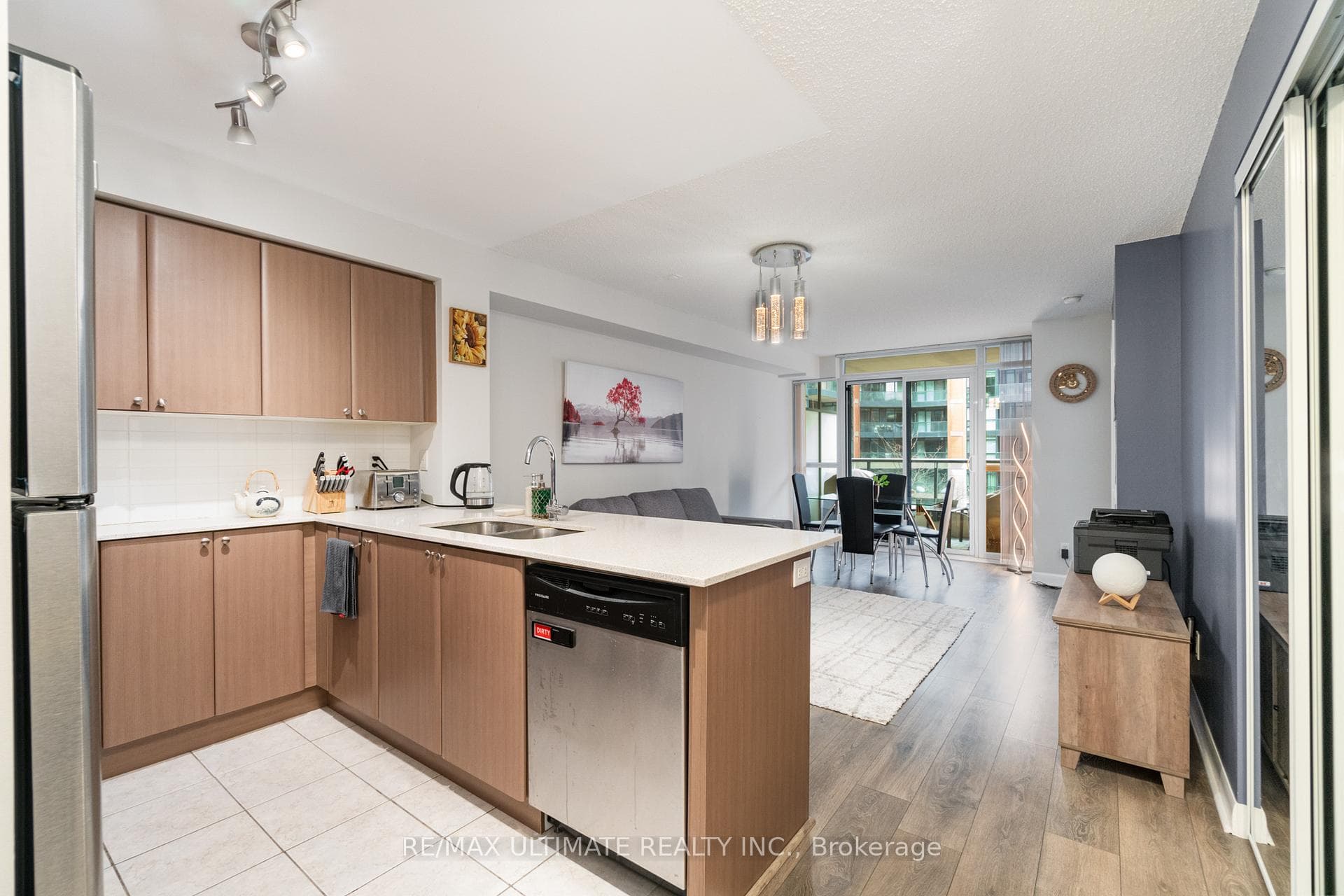 525 Wilson Avenue Unit 350 photo 3