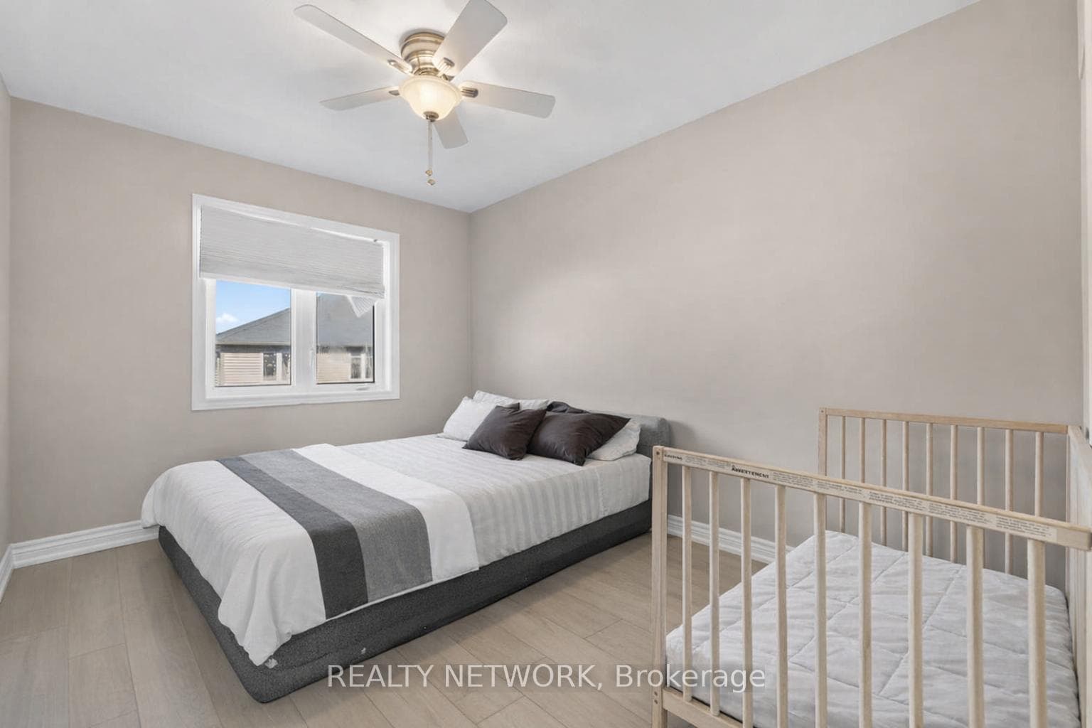 113 Echovalley Drive photo 24