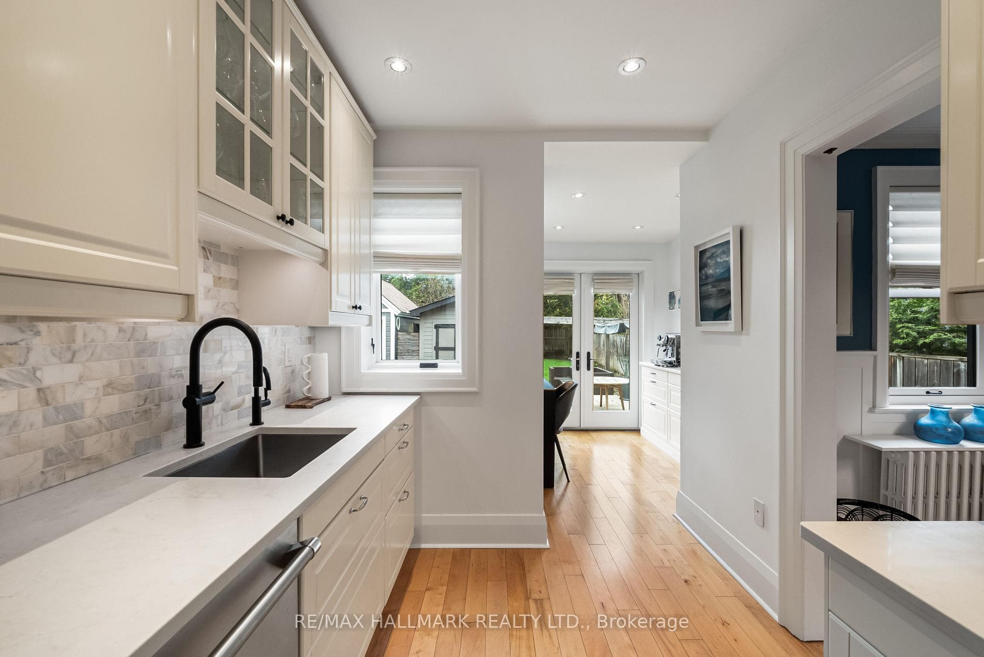 24 Ronan Avenue photo 14