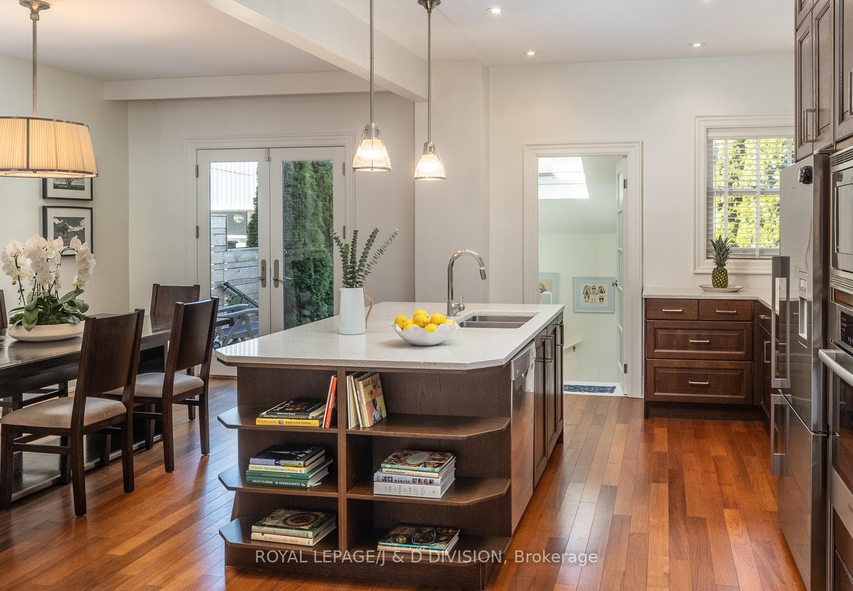 54 Garnet Avenue photo 12