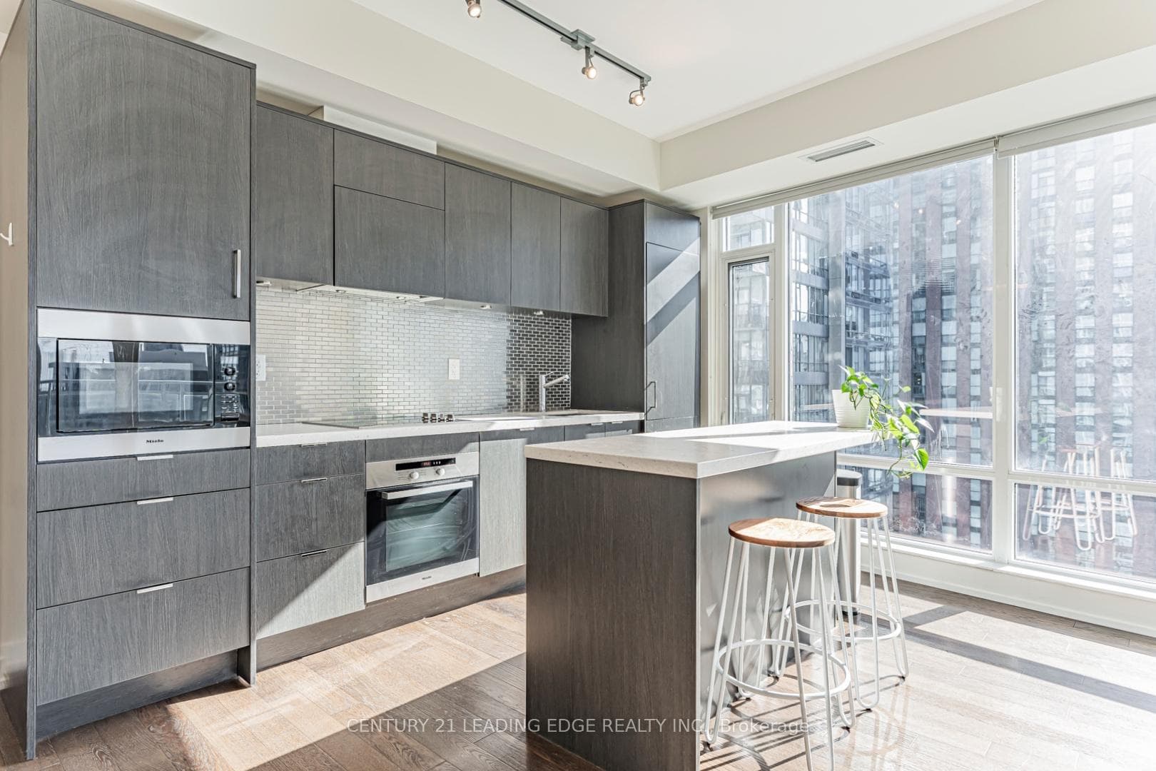 21 Widmer Street Unit 3309 photo 16