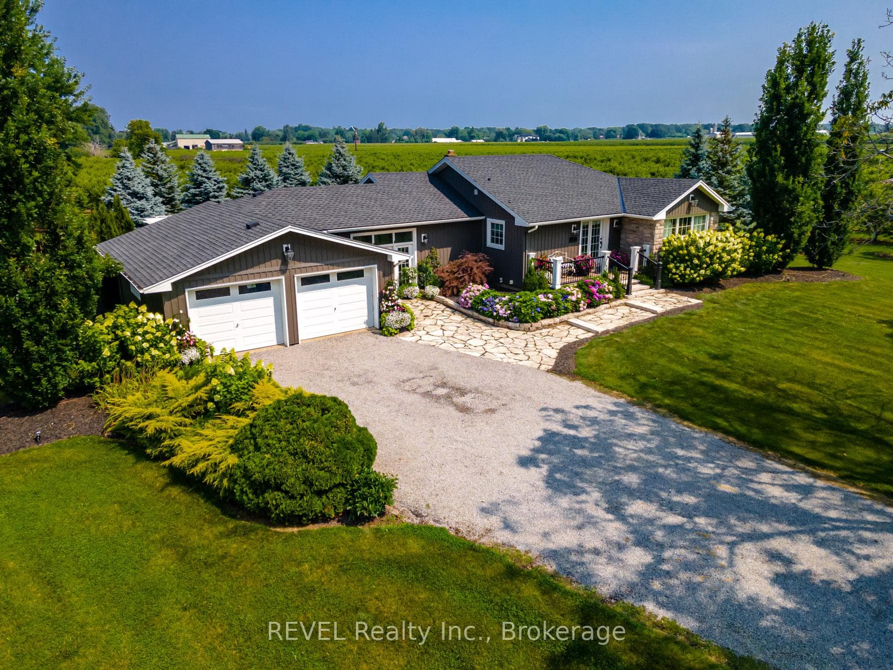 Luxurious countryside retreat.