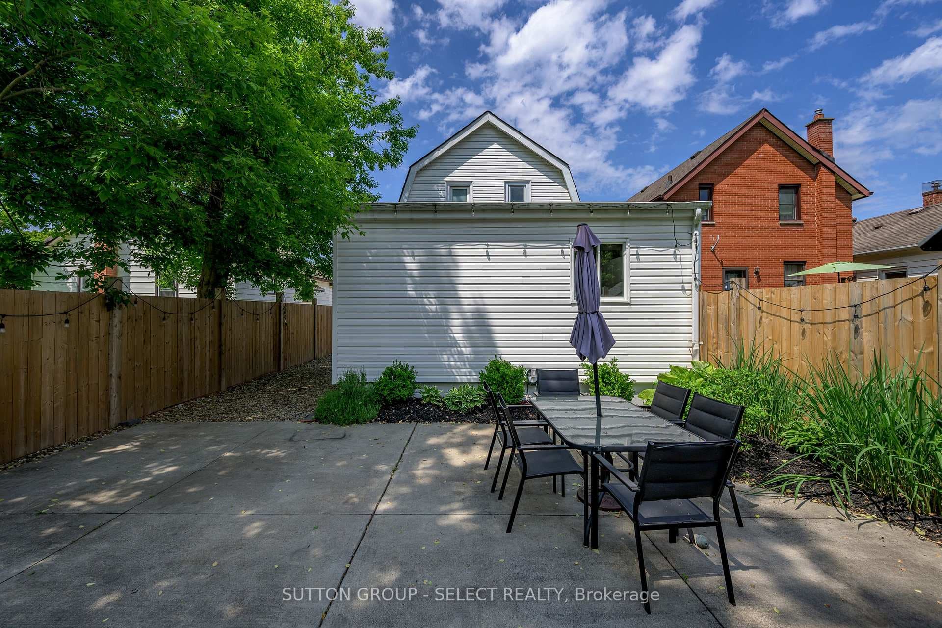 141 Emery Street photo 33