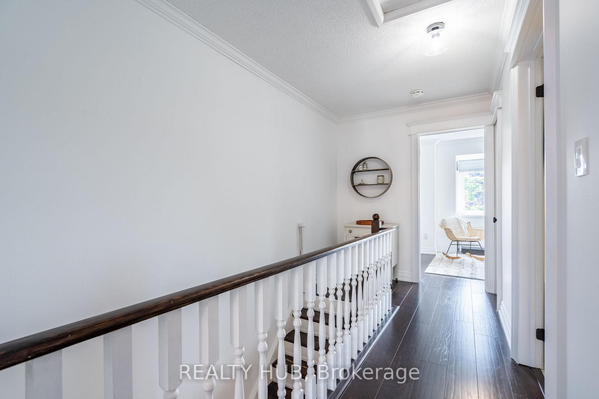 895 MAPLE Avenue Unit 322 photo 15