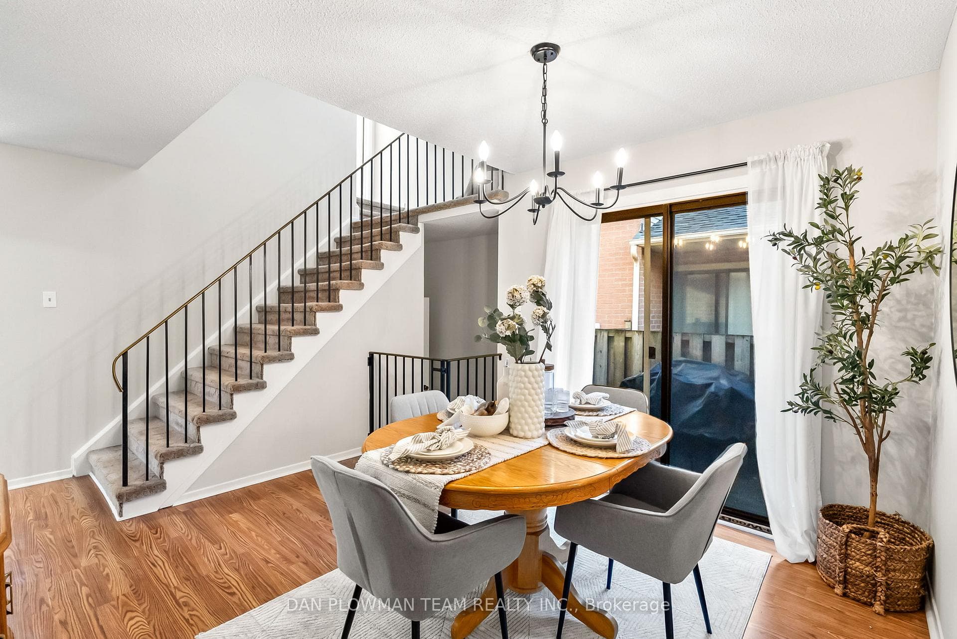 33 Delaney Drive photo 13