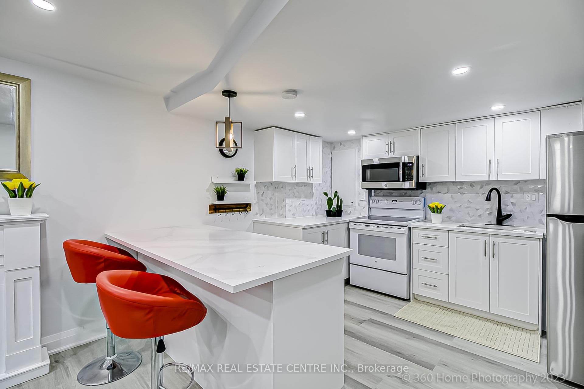 129 Blackfoot Trail Unit Bsmt photo 11