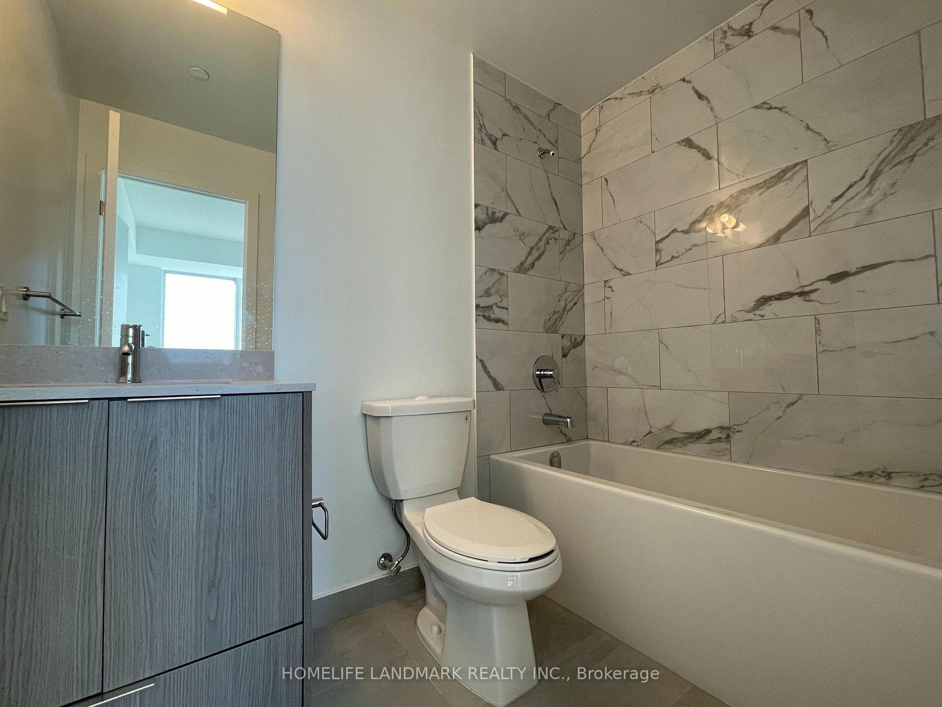 36 Forest Manor Road Unit 803 photo 11