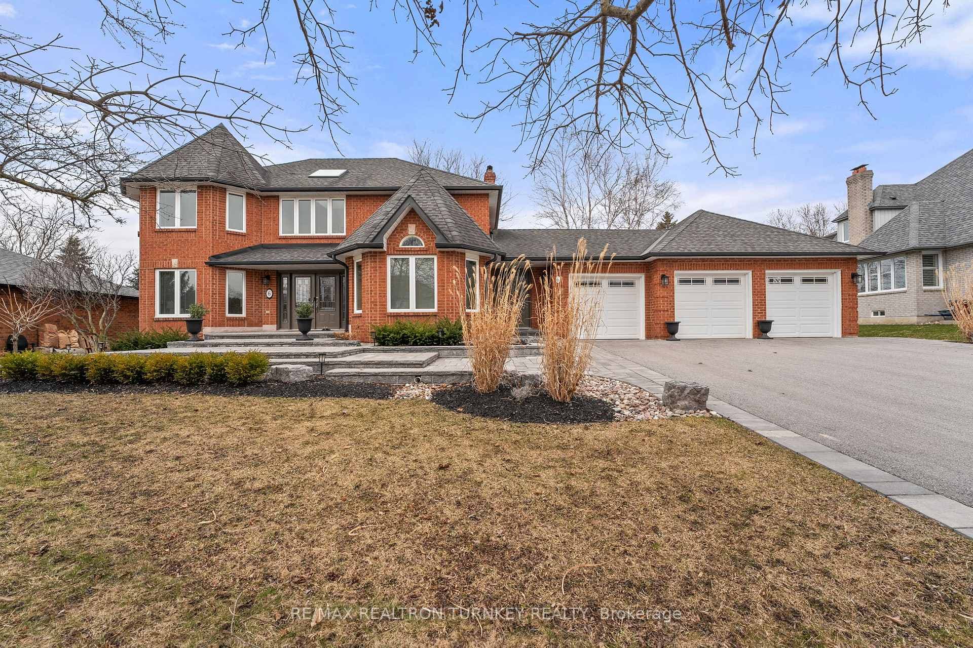 Welcome home to 6 Jessie Crescent, Sharon!