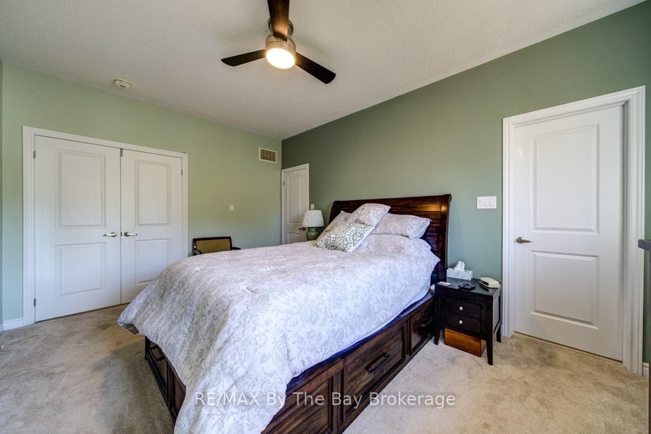 100 ALLEGRA Drive photo 23