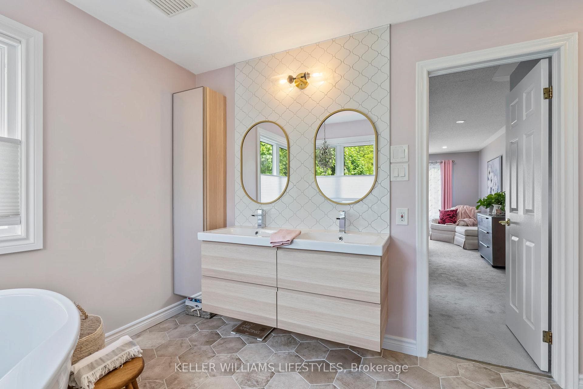 539 Rosecliffe Terrace photo 19