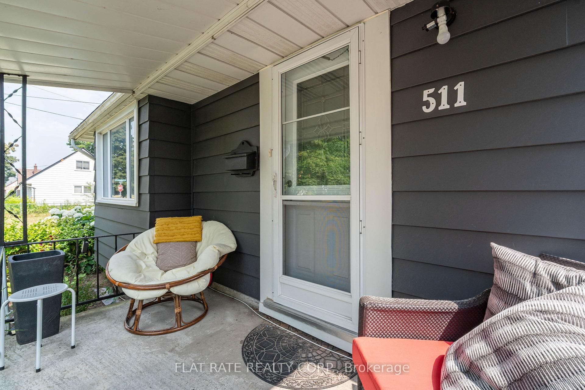 511 O'Connell Road photo 3