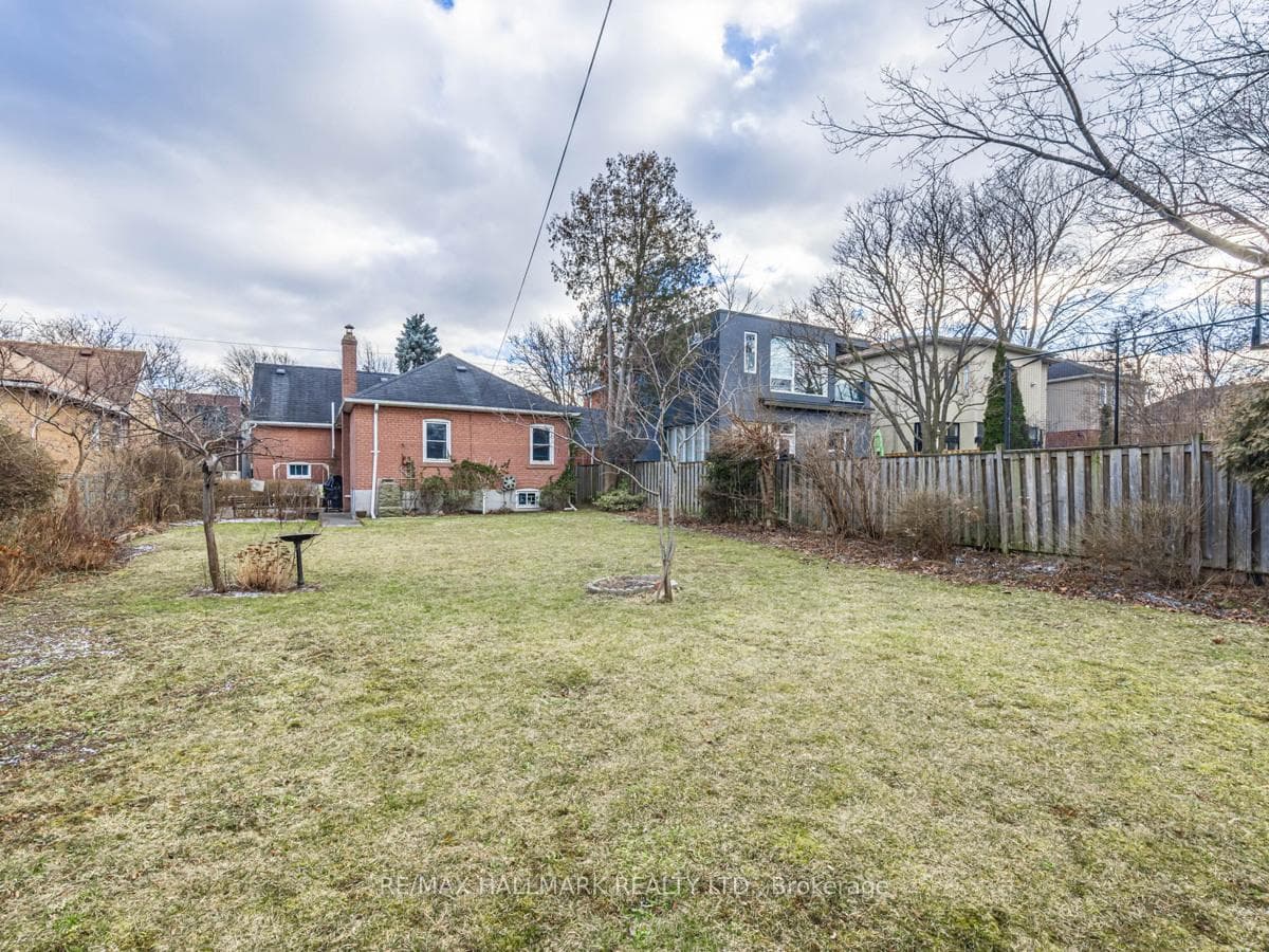 46 Dunblaine Avenue photo 33