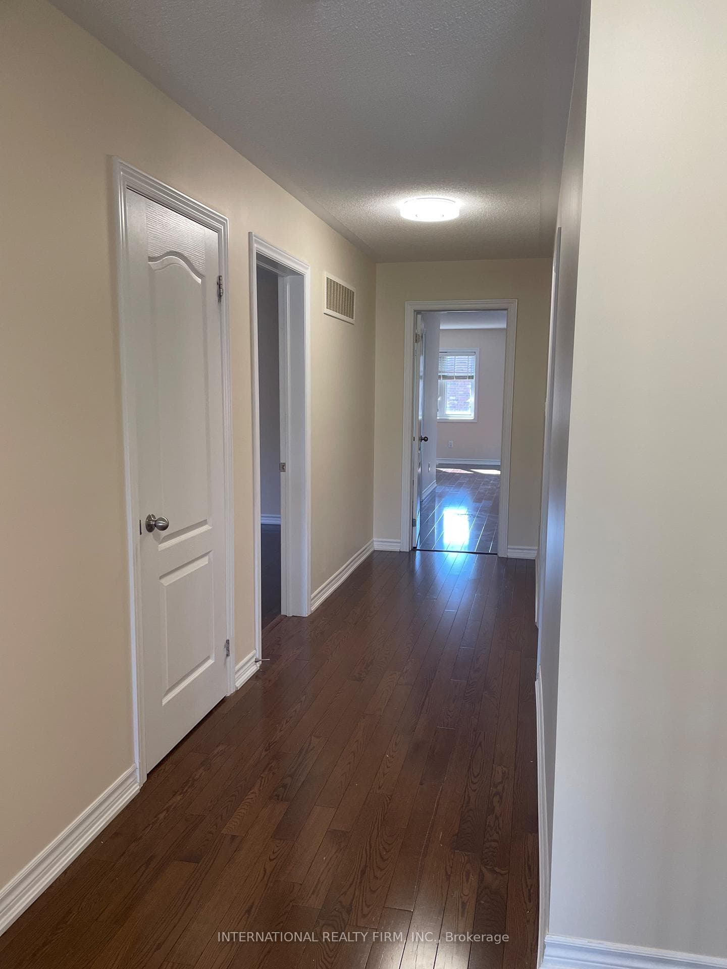 1272 Sim Place photo 29