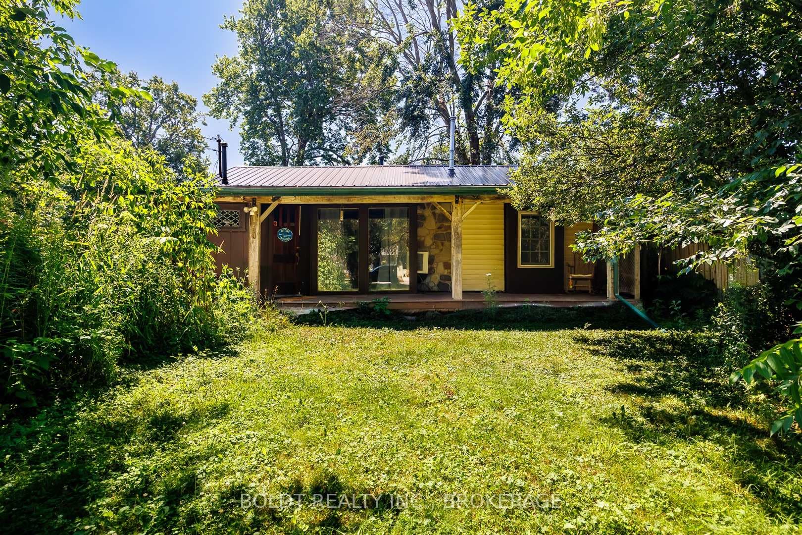 10569 Maplewood Drive photo 1