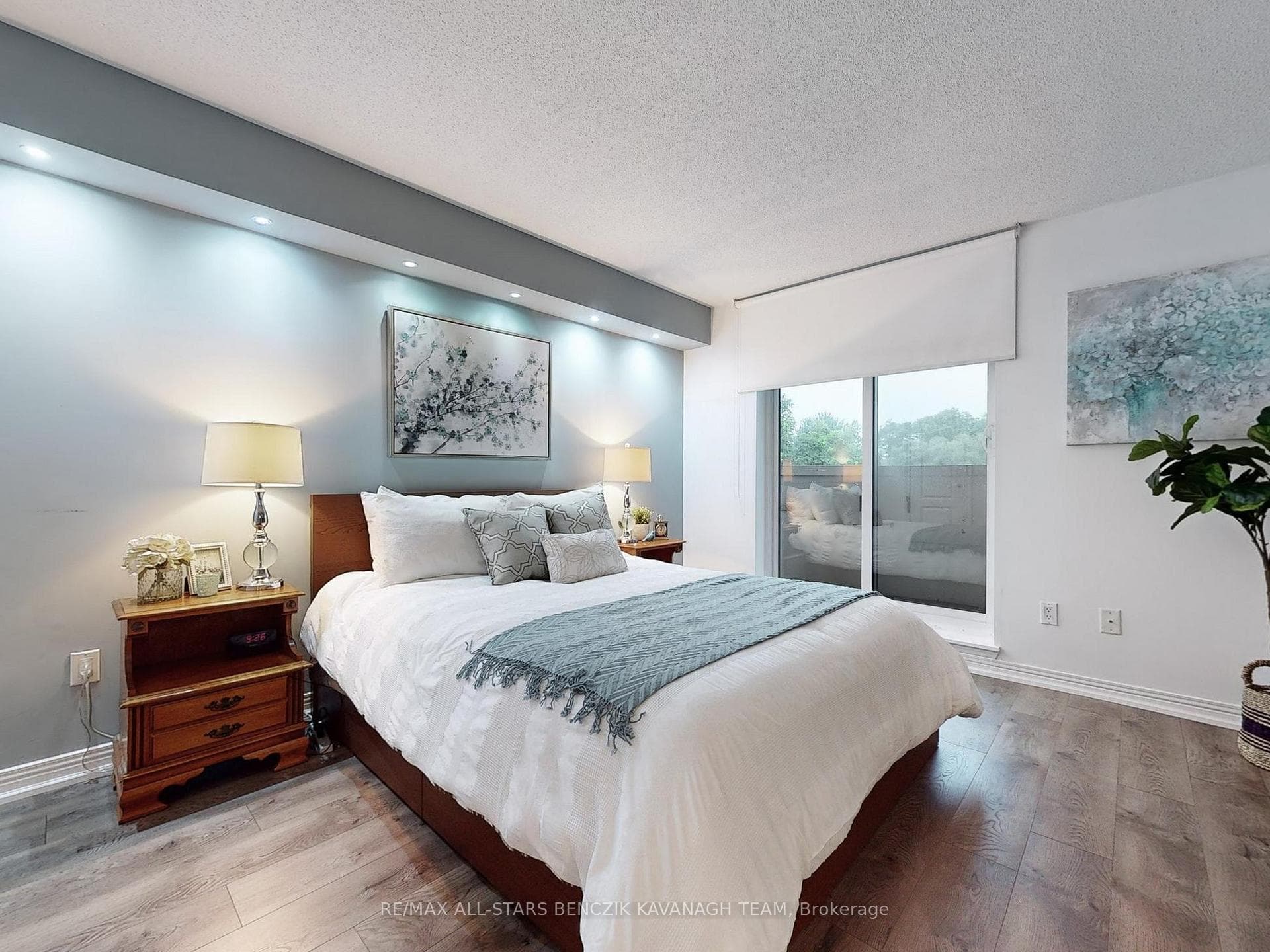 30 Wilson Street Unit 409 photo 13