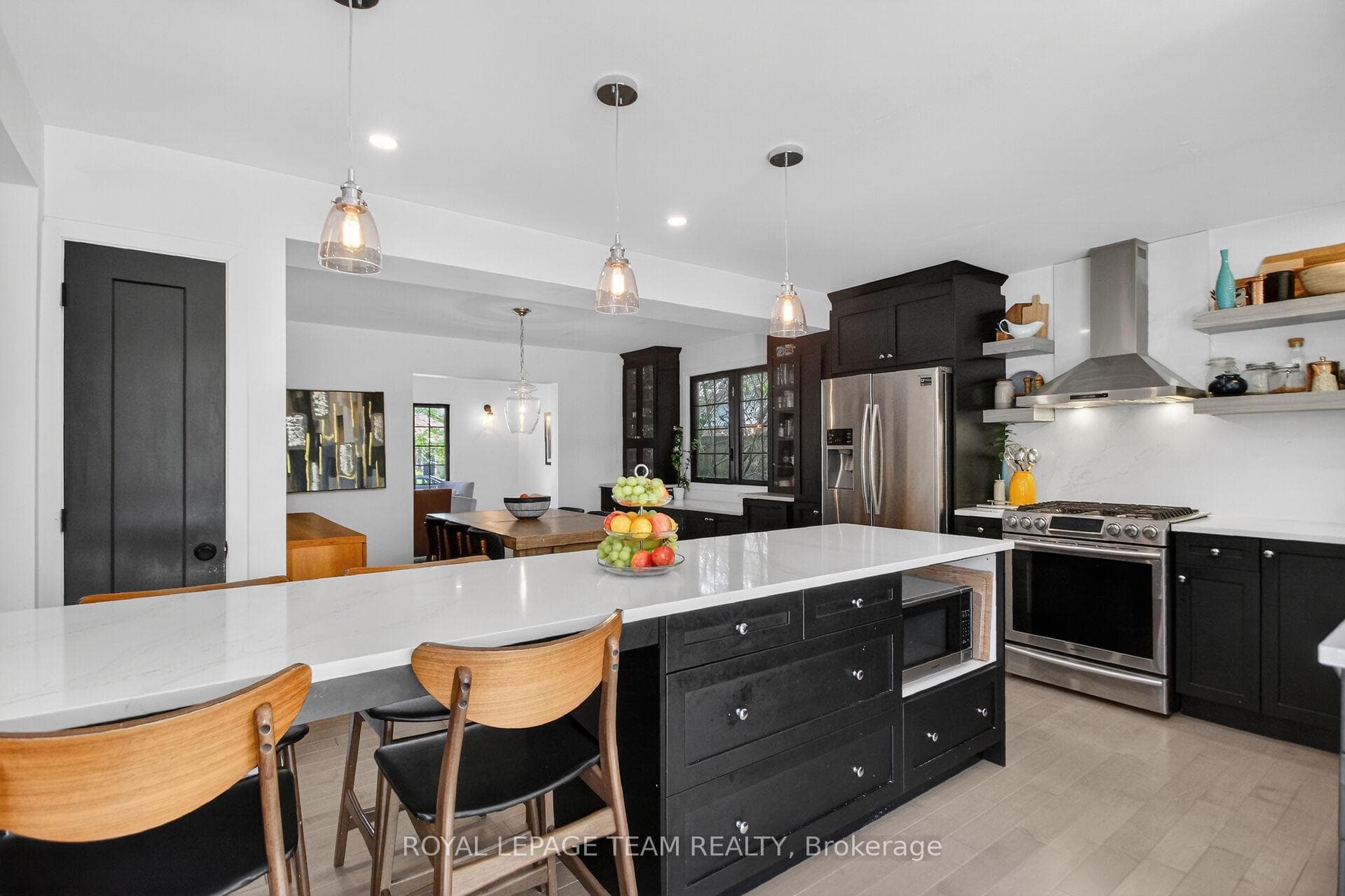 15 Markham Avenue photo 17