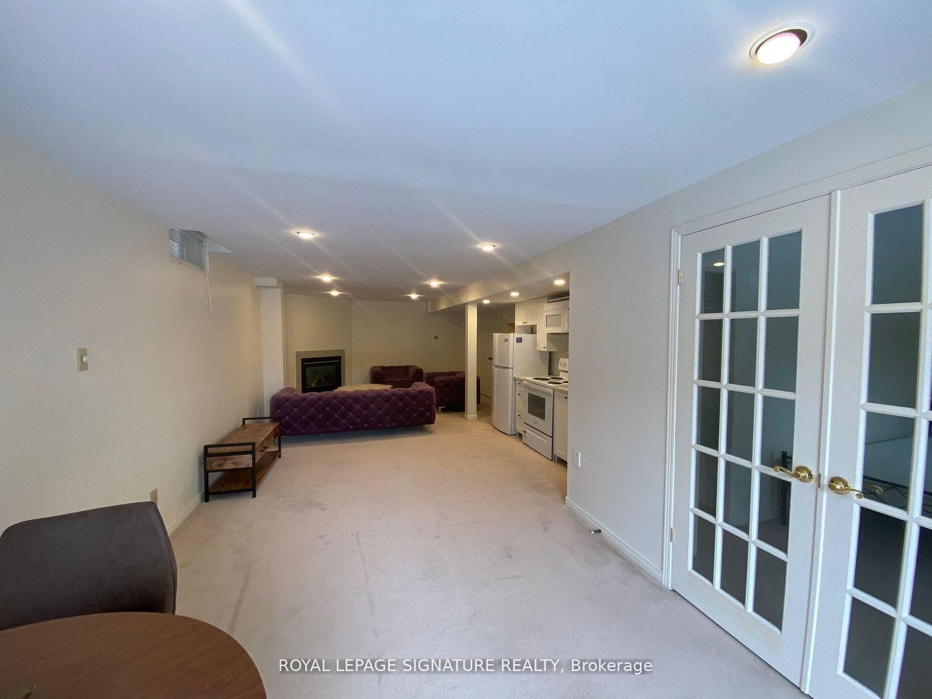 686 York Hill Boulevard Unit Bsmt photo 10