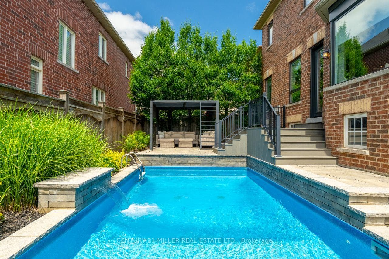 156 Nisbet Boulevard photo 43