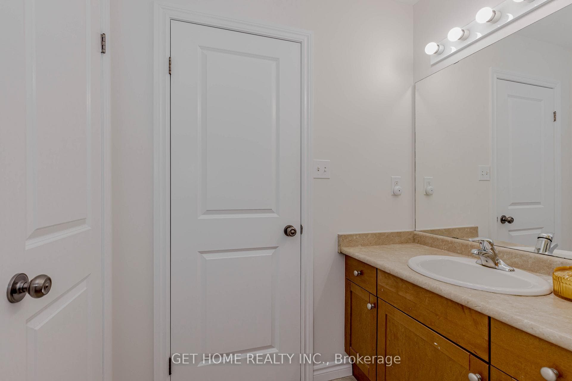 1243 Old Zeller Drive photo 35