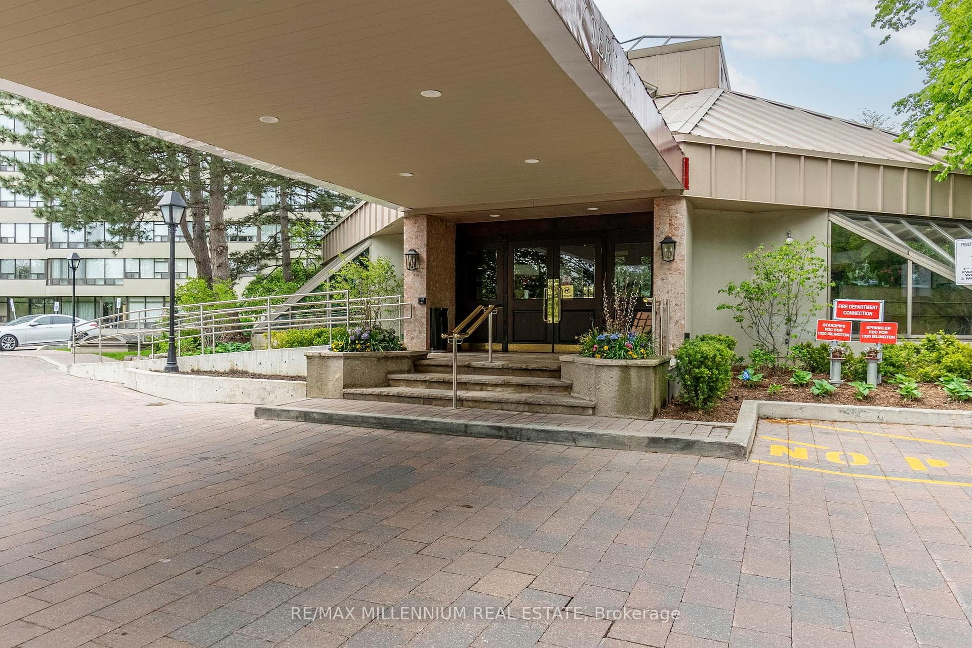 1300 Islington Avenue Unit 2906 photo 32