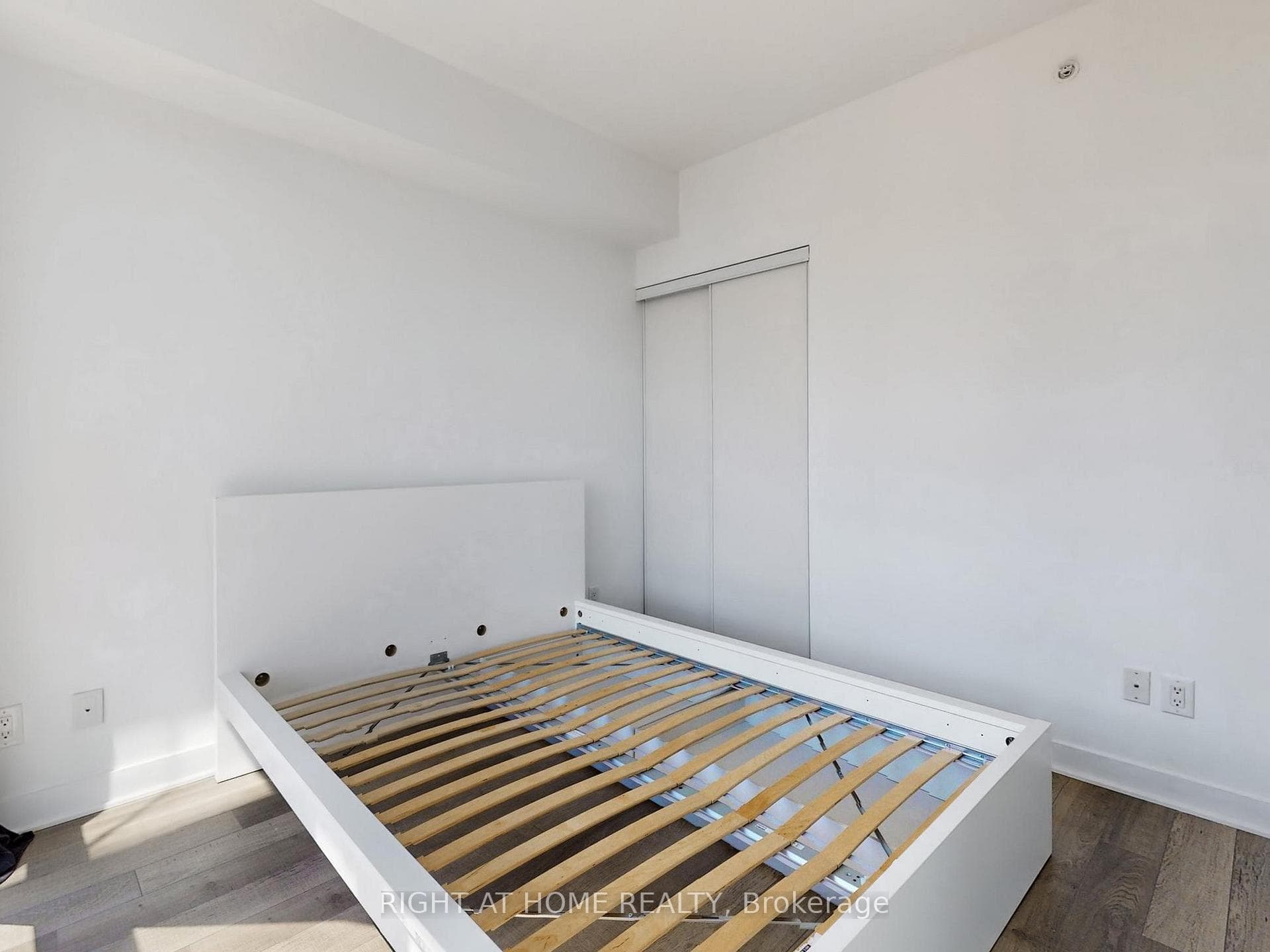 290 Adelaide Street Unit 3509 photo 15