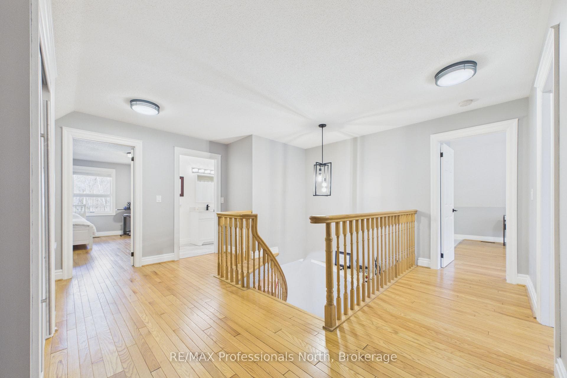 1196 Ravenscliffe Road photo 19