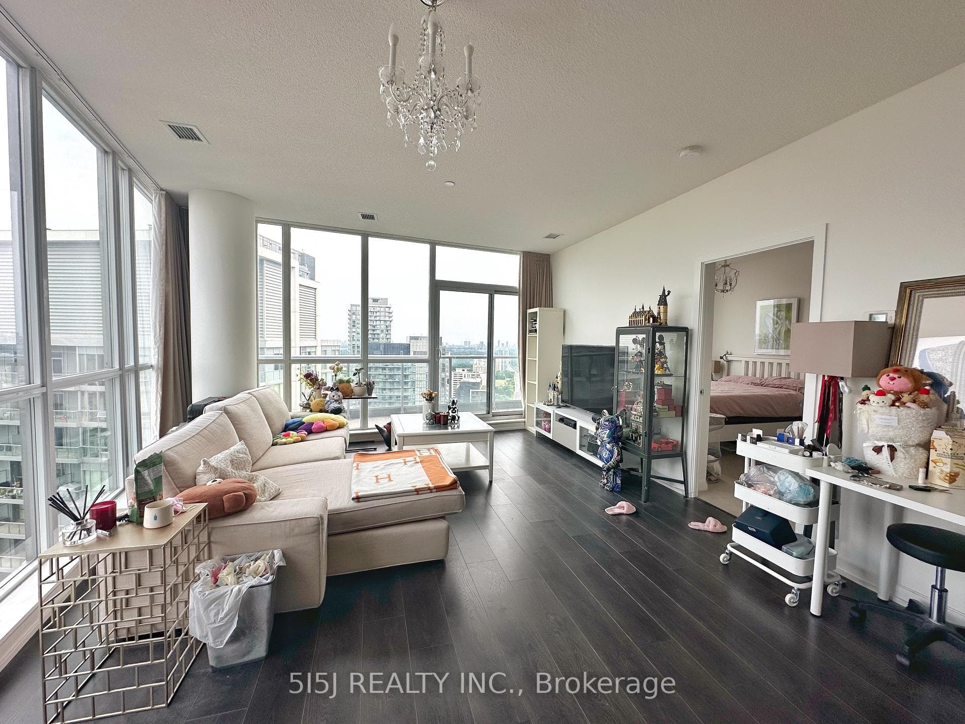 66 Forest Manor Road Unit 2608 photo 9