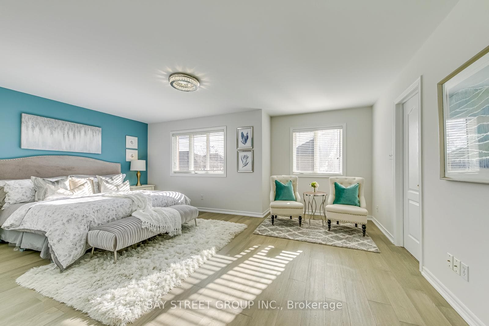 1034 Agram Drive photo 23