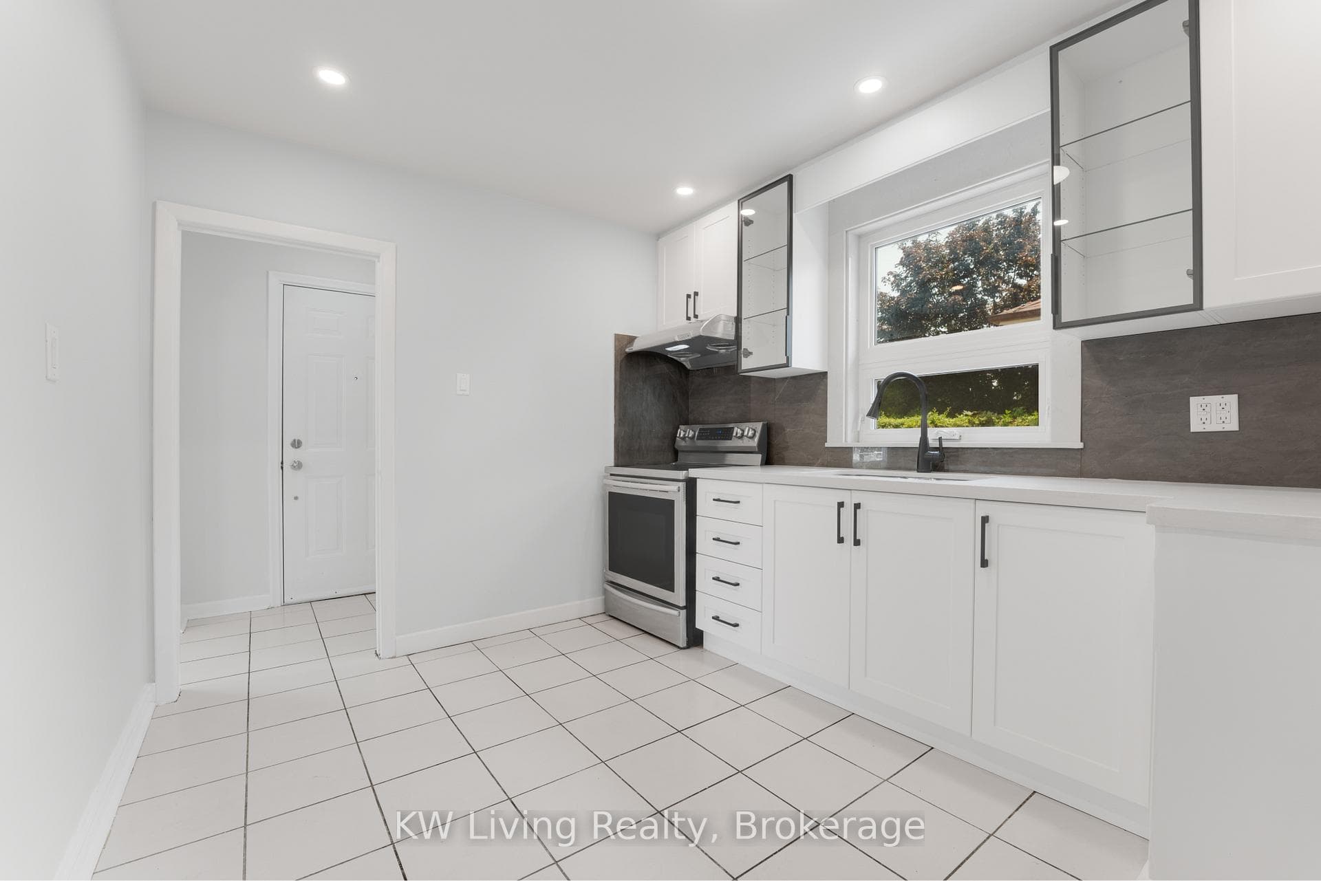 26 Garthwood Drive photo 4