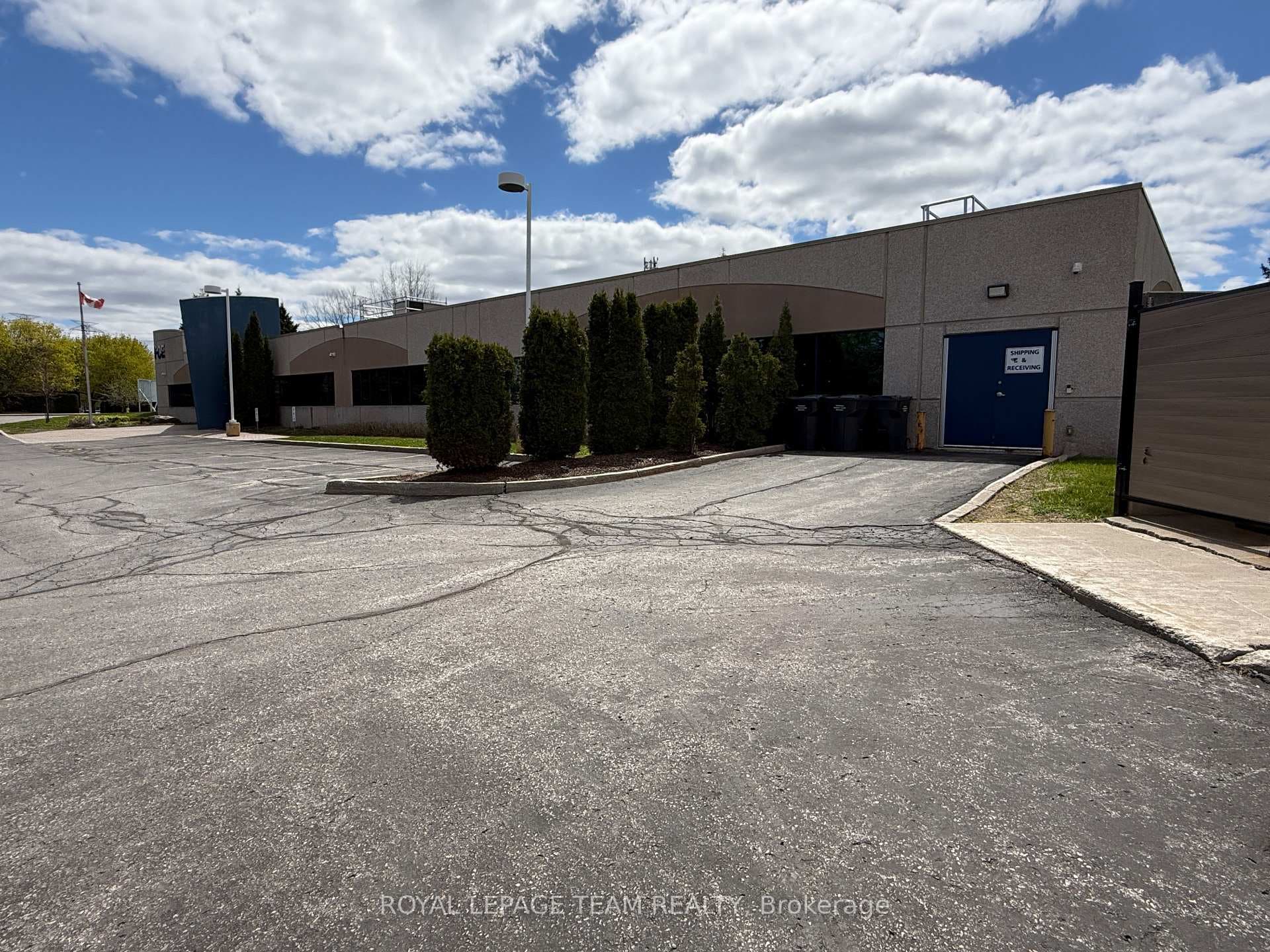 2490 Don Reid Drive photo 3