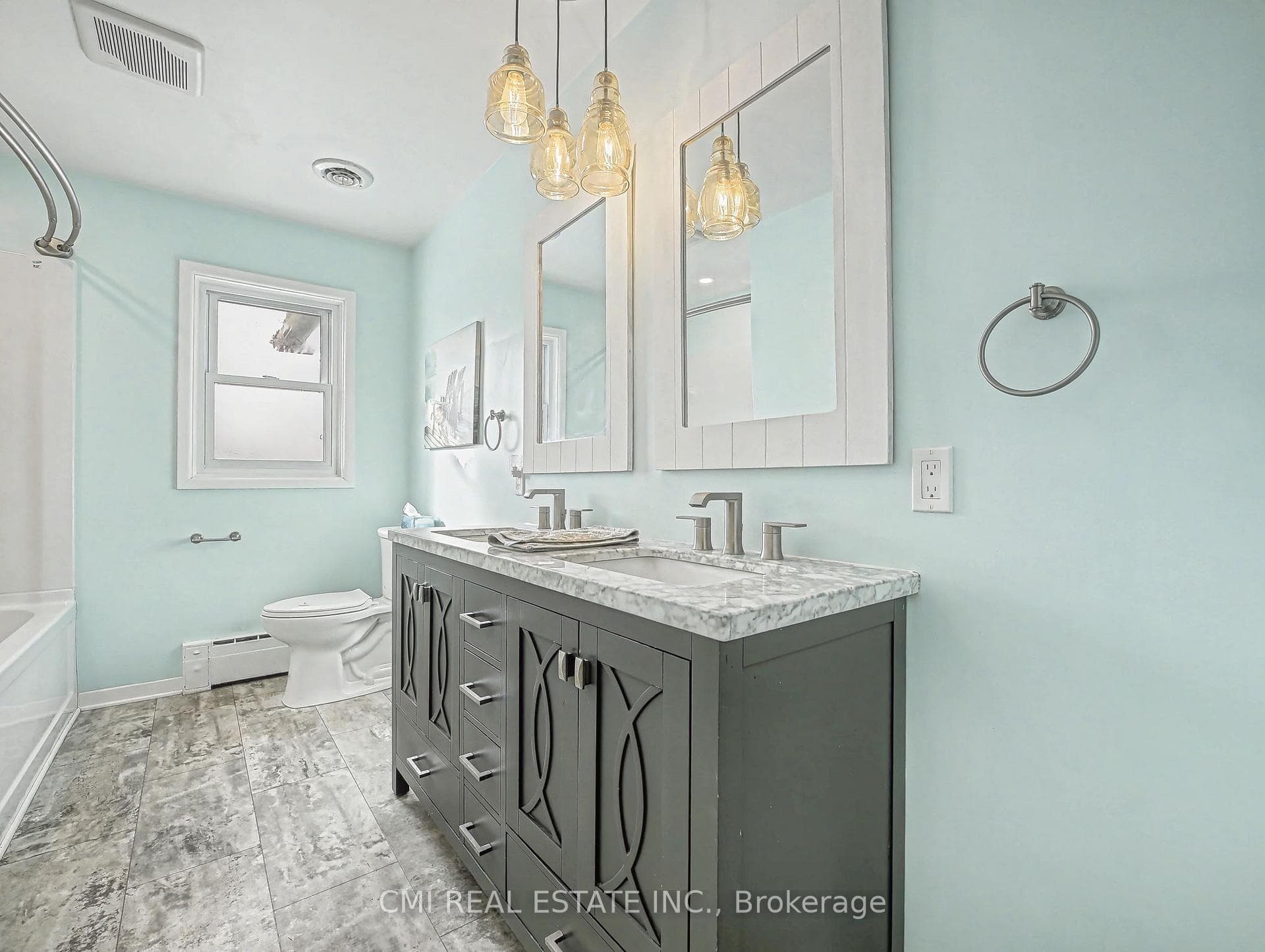877 Killaly Street photo 18