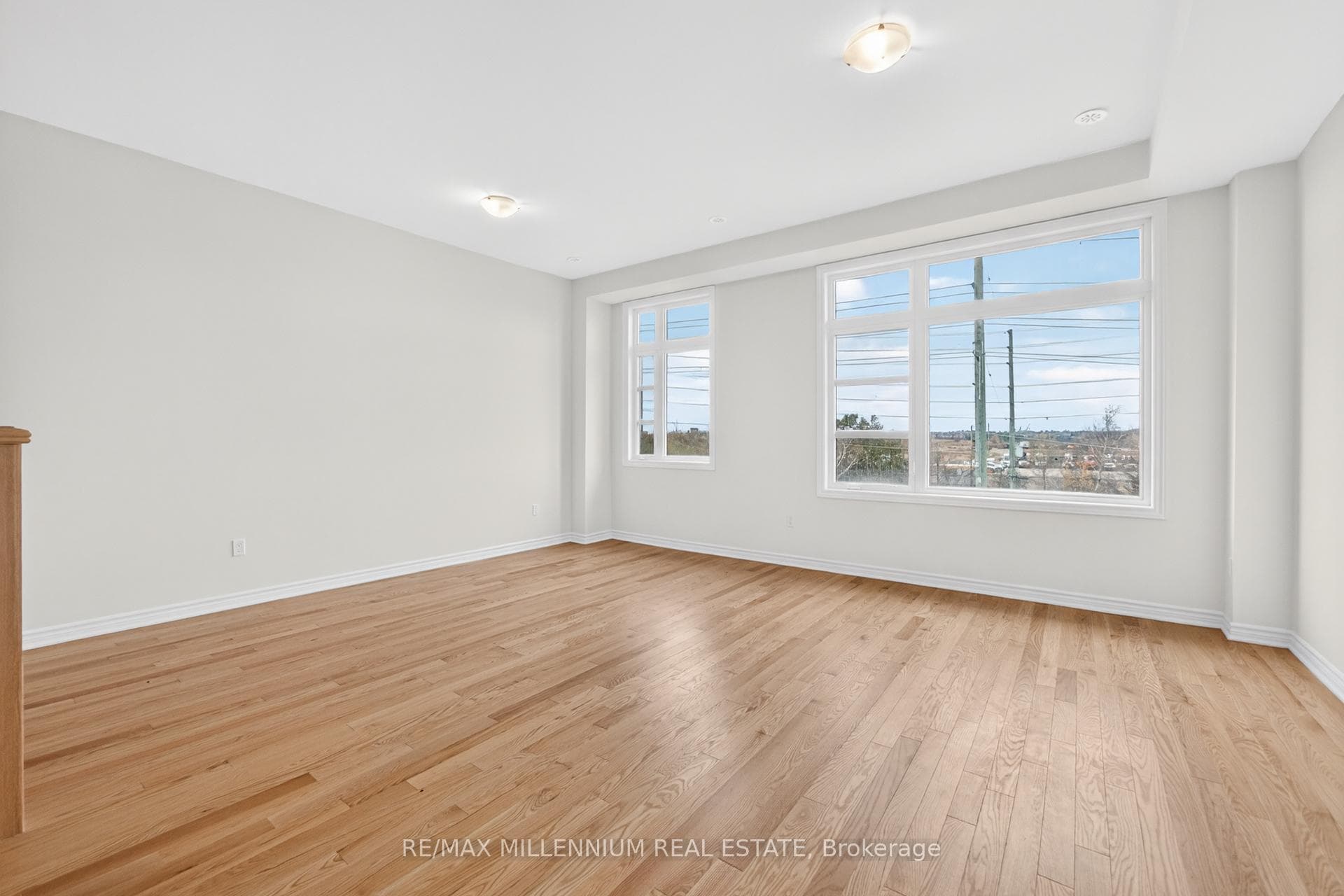 69 Inverary Crescent photo 17