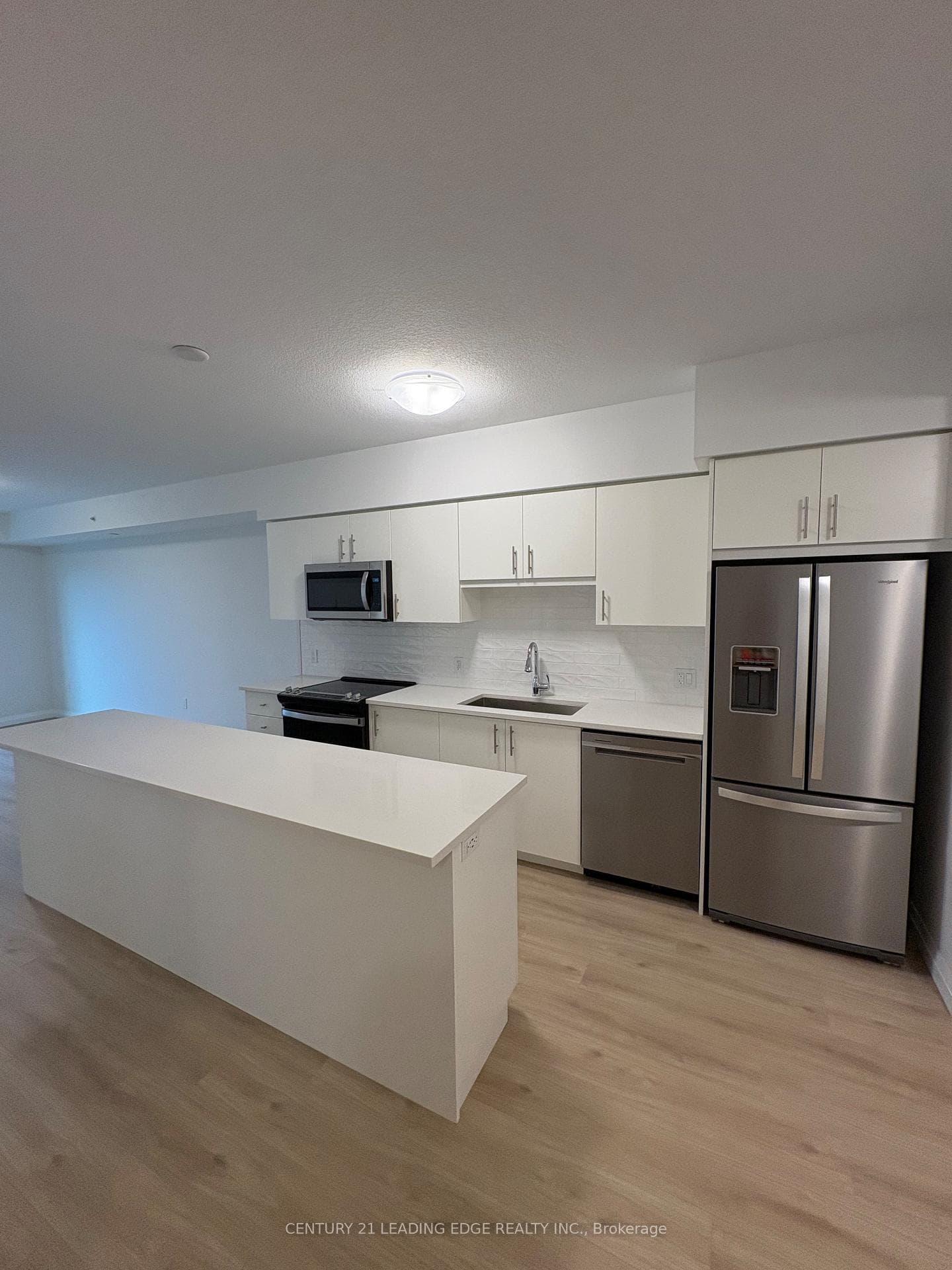 93 Arthur Street Unit 809 photo 11