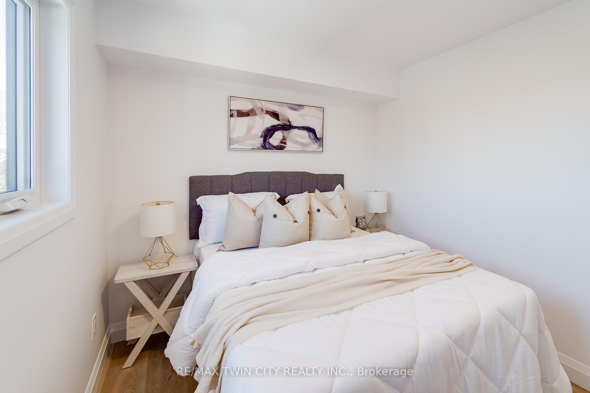 825 Stirling Avenue Unit 2 photo 24