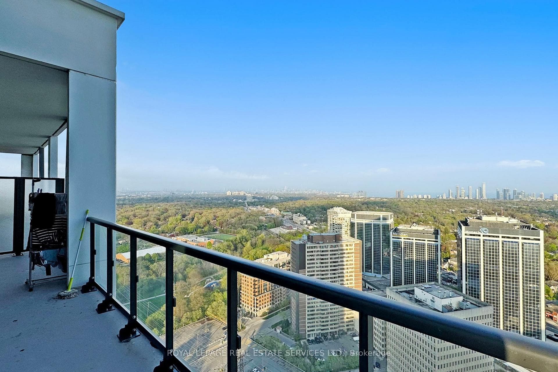5 Mabelle Avenue Unit 3529 photo 24