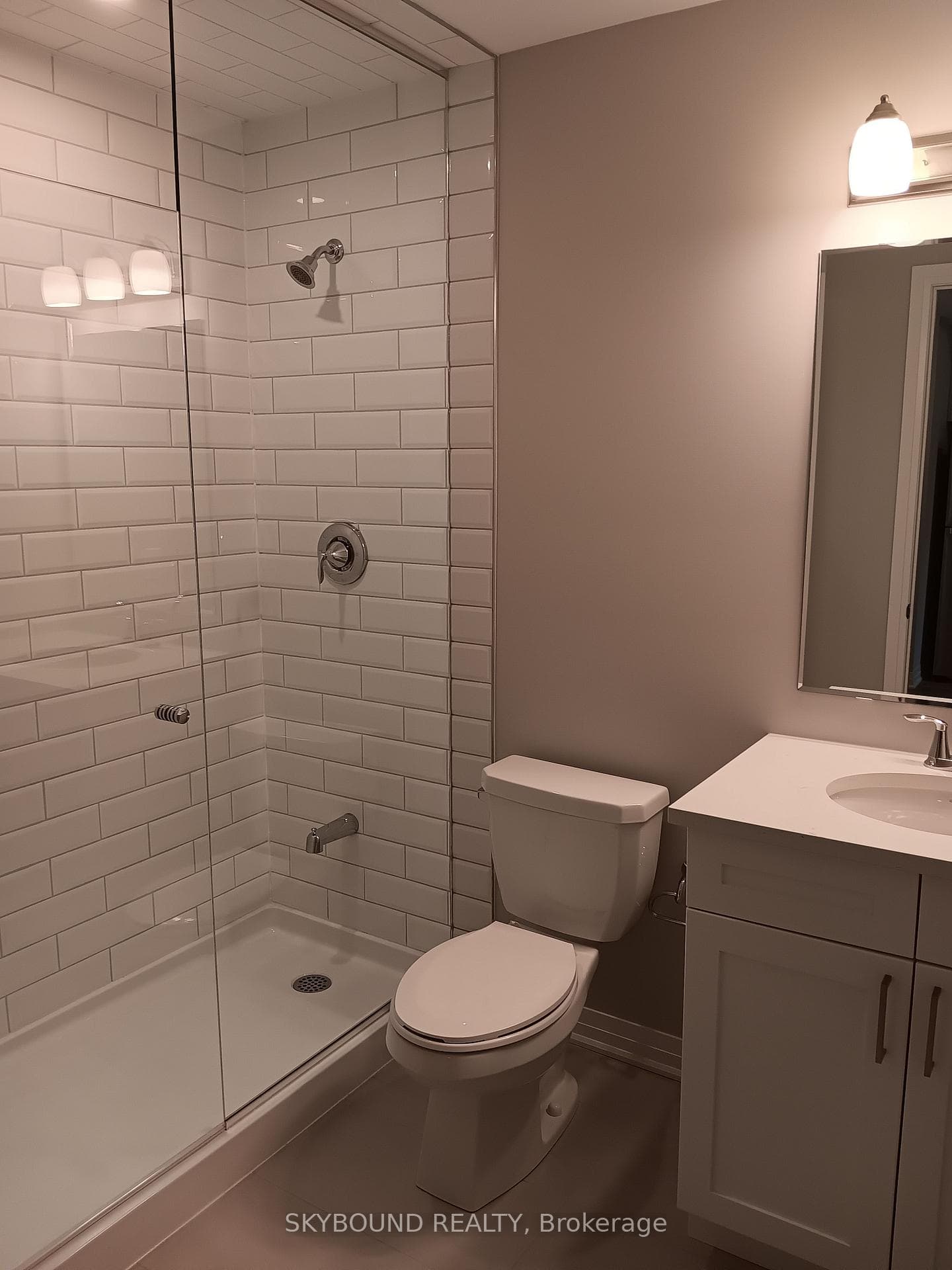 480 Gordon Krantz Avenue Unit 213 photo 7