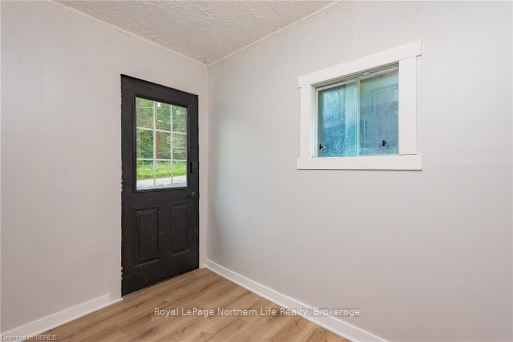 490 MAPLE Road photo 14