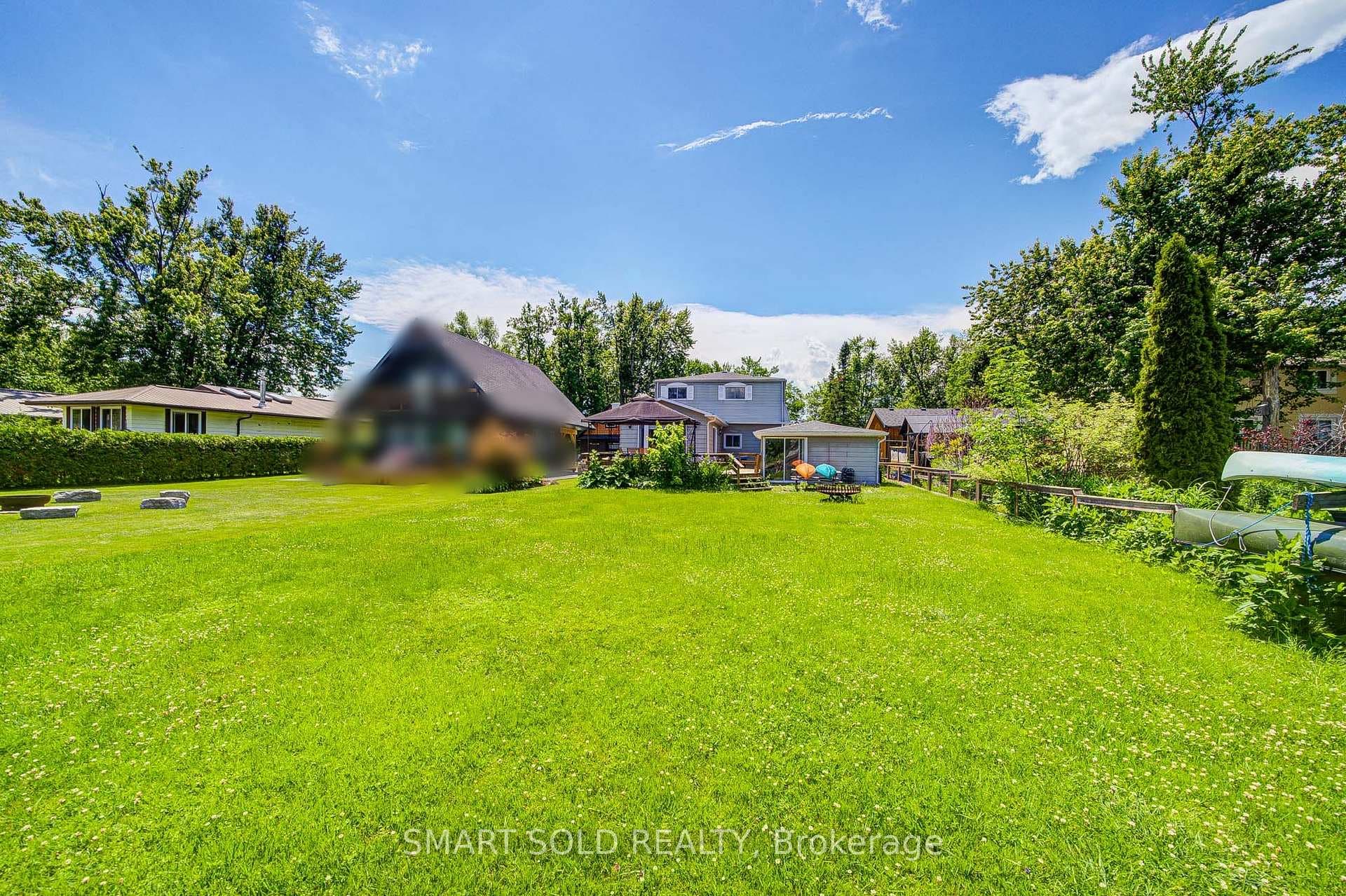 75 Lake Avenue photo 2