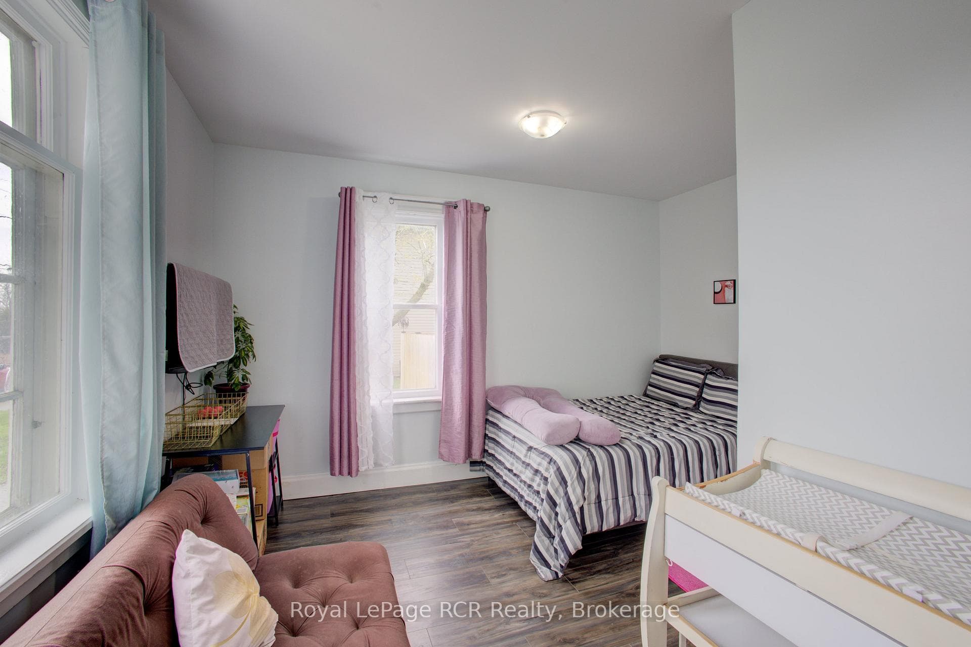 58 Mccutcheon Drive photo 4