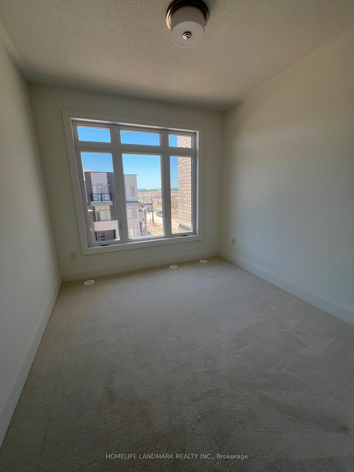 3329 Azam Way photo 10