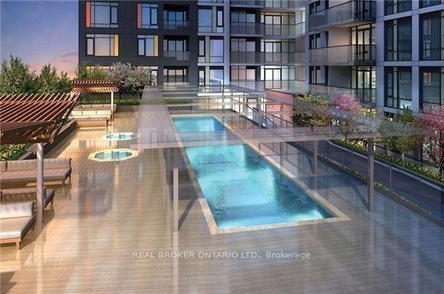 525 Adelaide Street Unit 325 photo 19