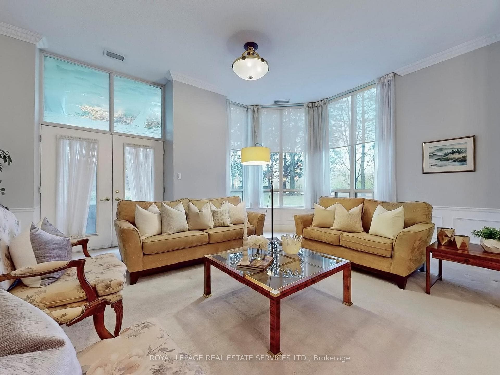 89 Skymark Drive Unit 108 photo 9