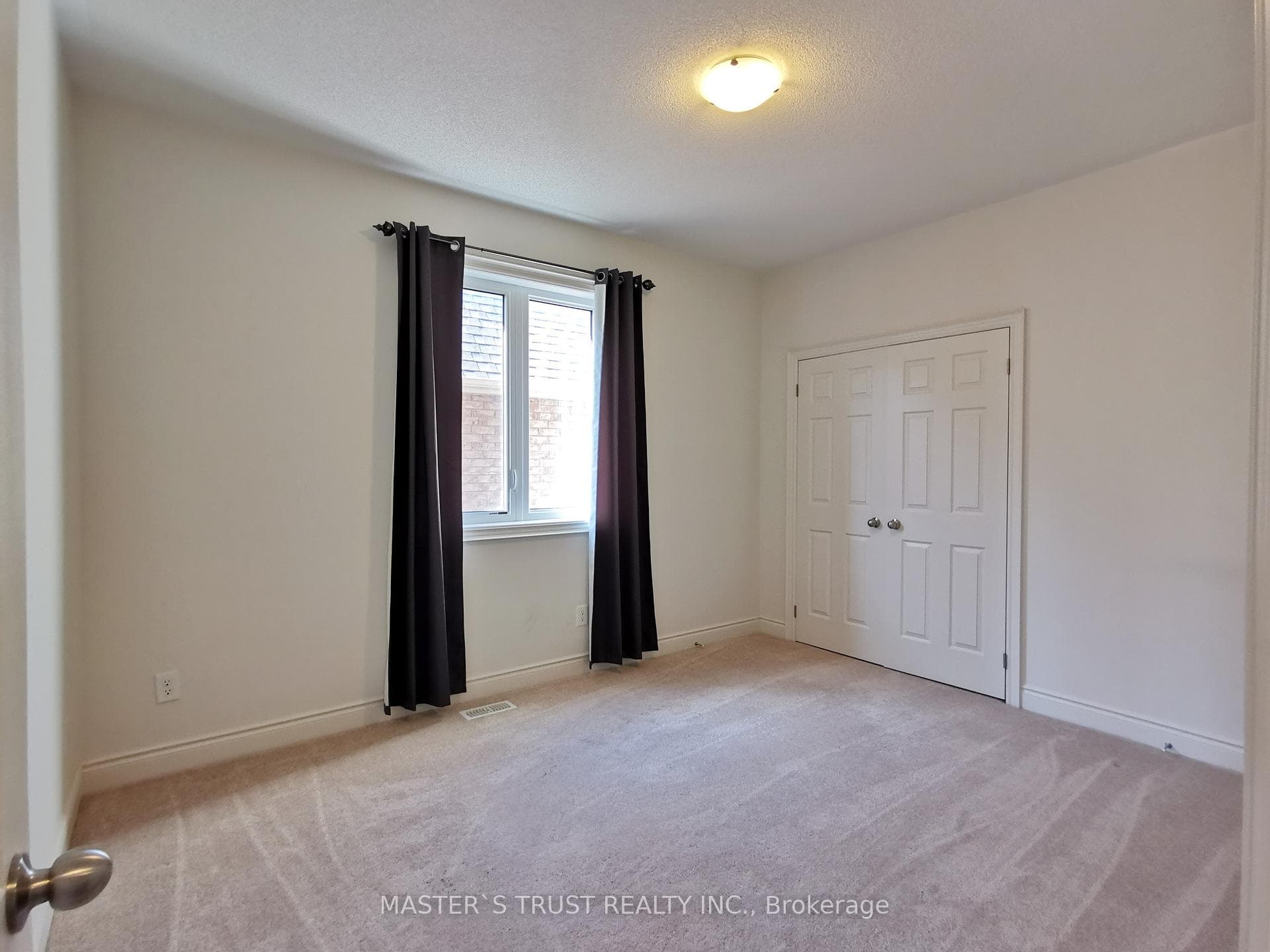 2529 Stallion Drive photo 34