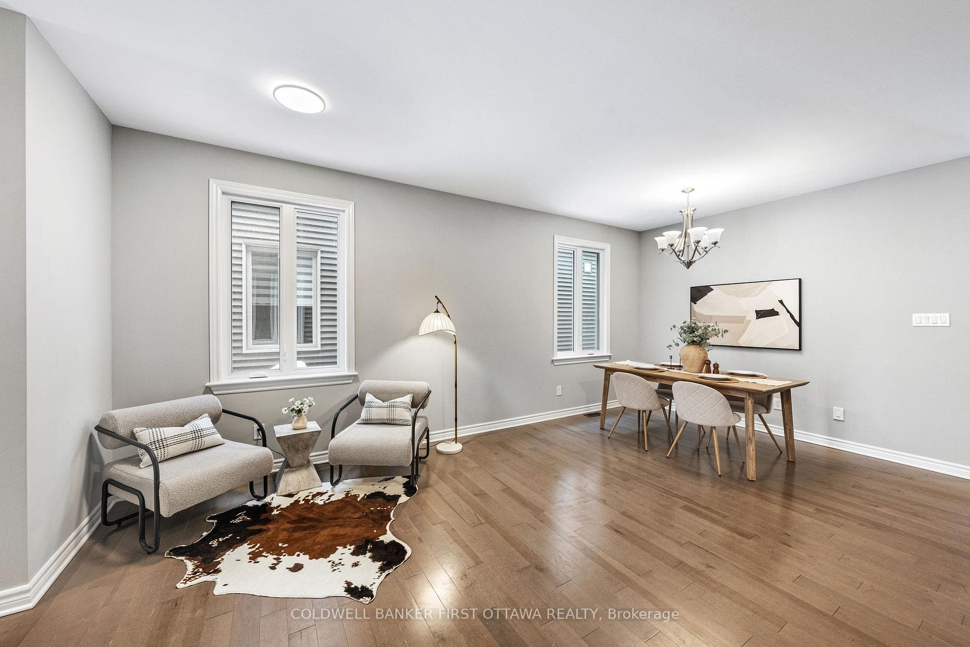 426 WARMSTONE Drive photo 4