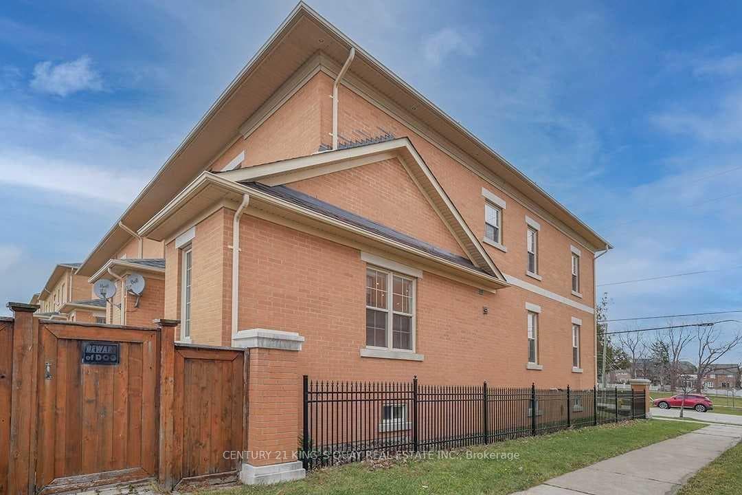 10518 Victoria Square Boulevard photo 38