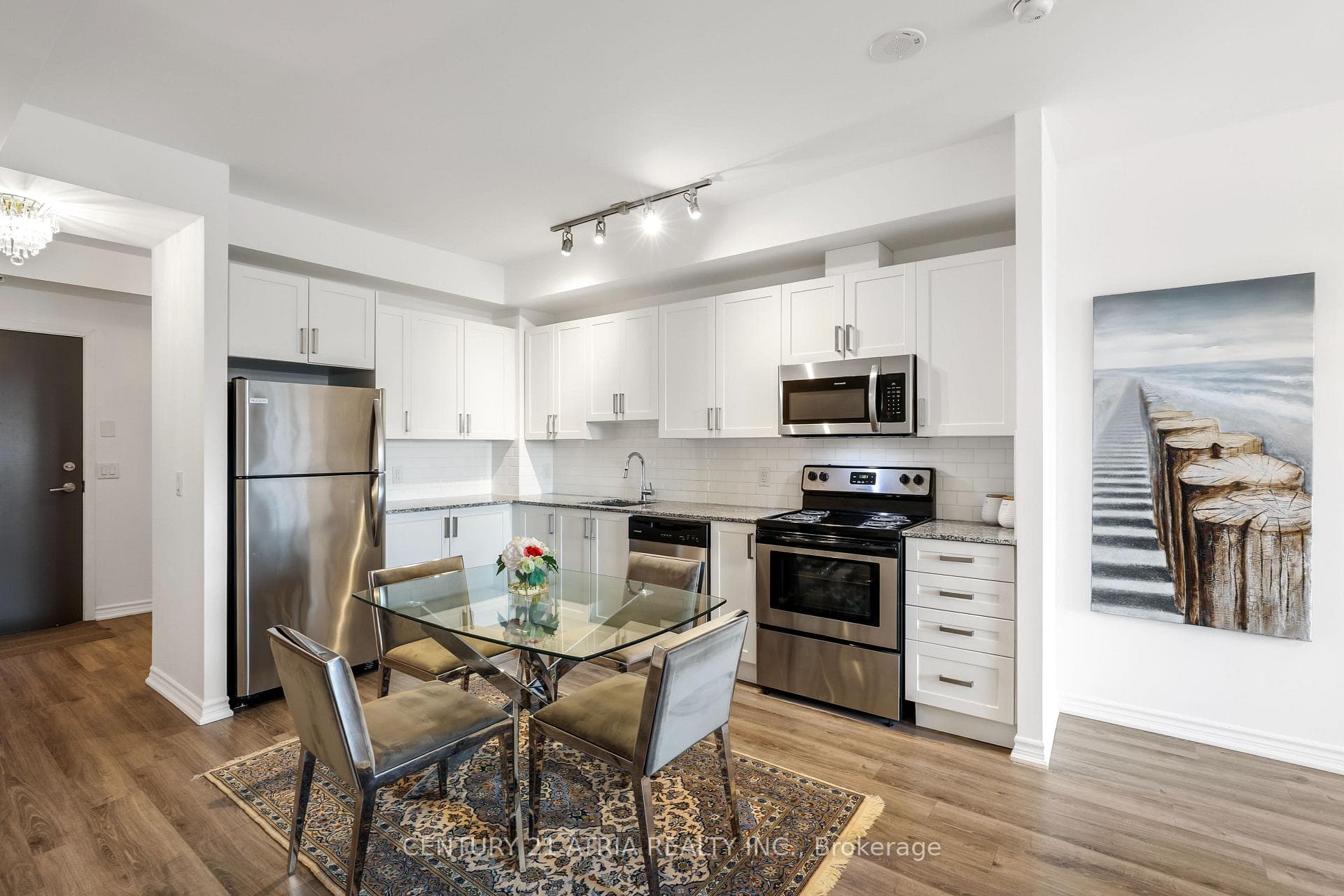 11611 Yonge Street Unit 320 photo 11