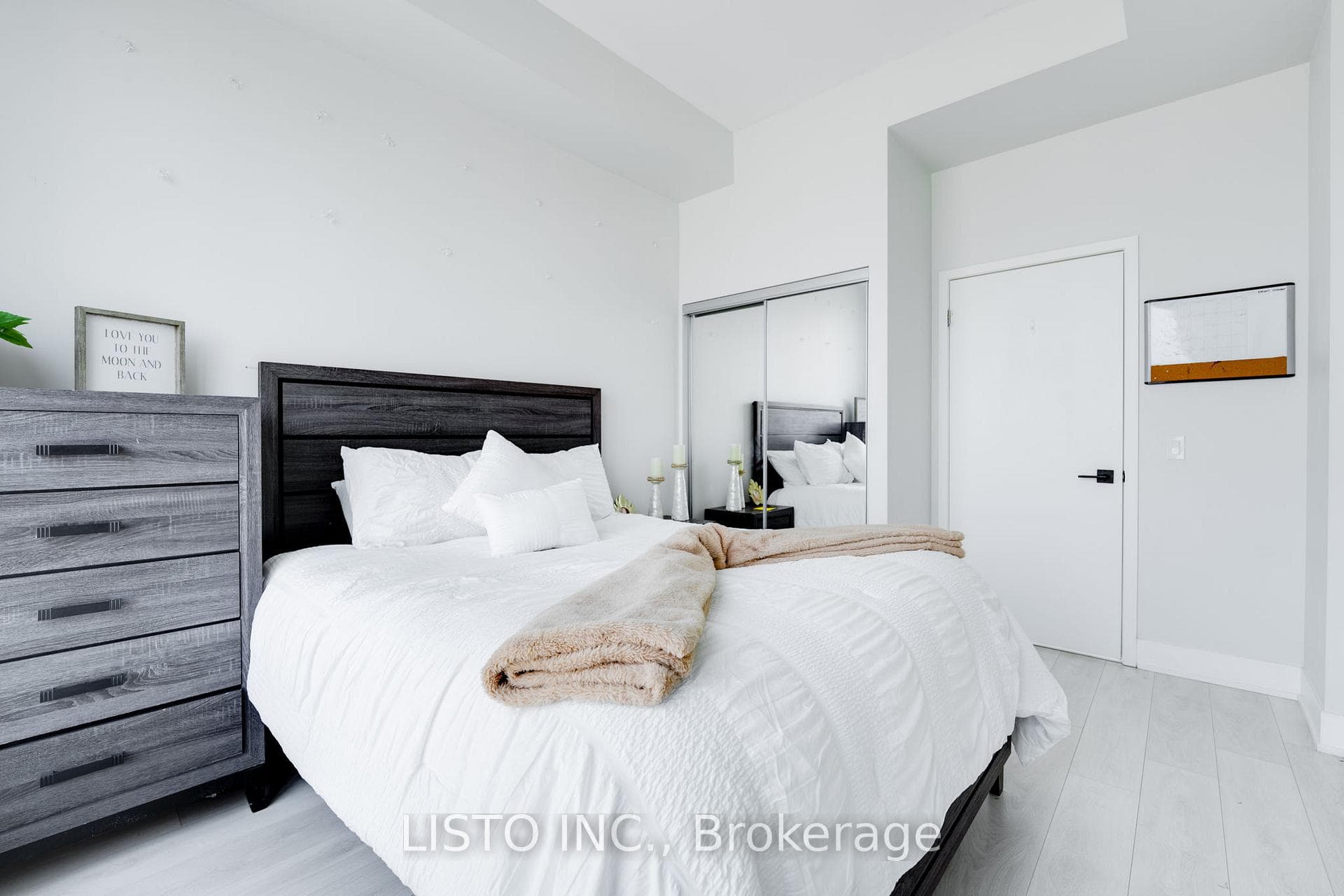 2908 Highway 7 Road Unit 523E photo 11
