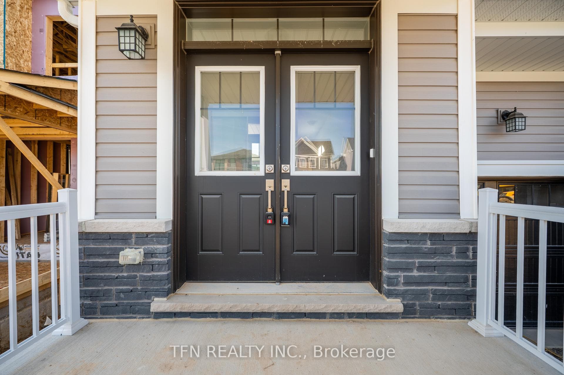 70 Wintergreen Crescent photo 1